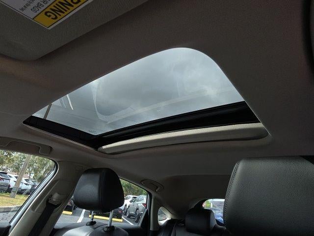 2022 Honda Civic Hatchback EX-L