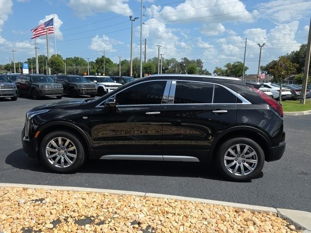 2023 Cadillac XT4 Premium Luxury