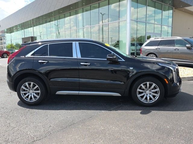 2023 Cadillac XT4 Premium Luxury