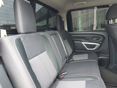2023 Nissan Titan SV