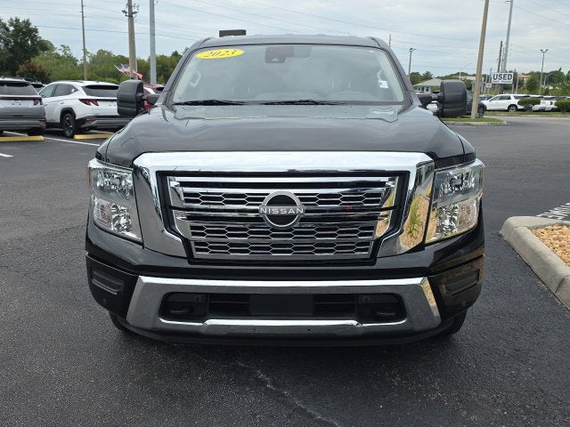 2023 Nissan Titan SV