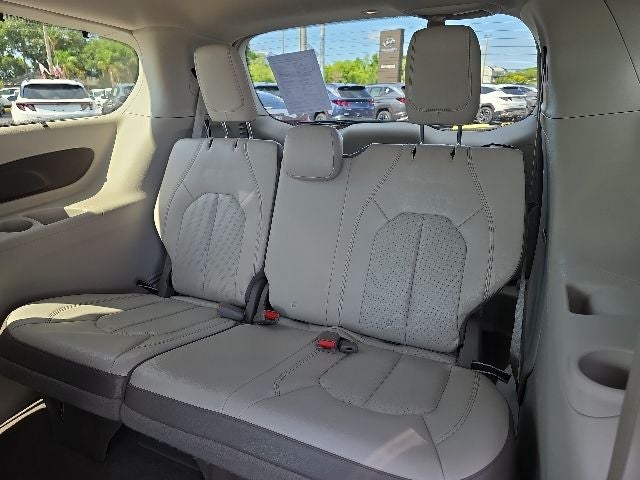 2019 Chrysler Pacifica Touring L