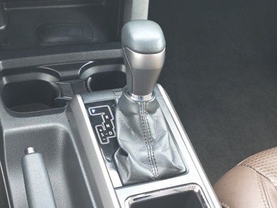 2017 Toyota Tacoma Limited V6