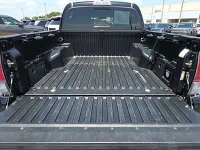 2017 Toyota Tacoma Limited V6