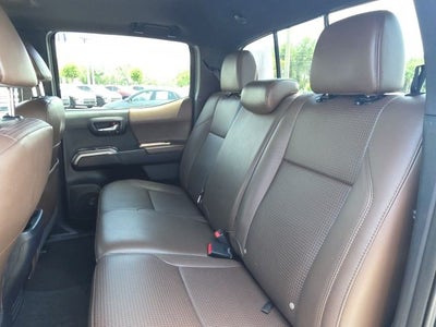 2017 Toyota Tacoma Limited V6