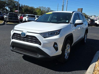 2020 Toyota RAV4 Hybrid XLE