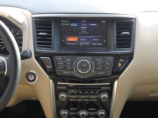 2018 Nissan Pathfinder SV