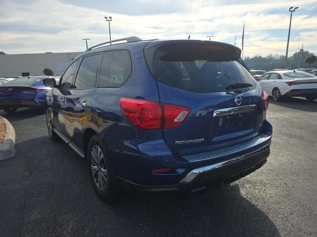 2018 Nissan Pathfinder SV