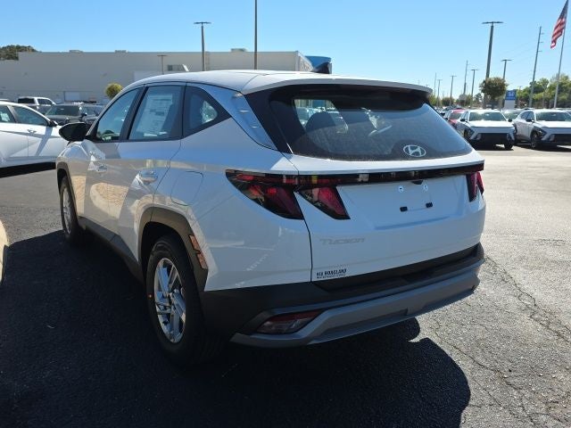2026 Hyundai TUCSON SE FWD