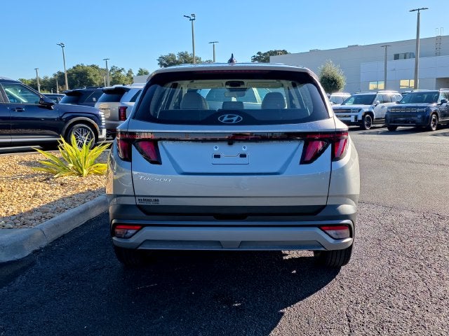 2026 Hyundai TUCSON SE FWD