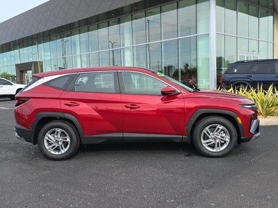 2026 Hyundai TUCSON SE FWD
