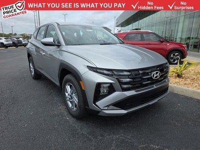 2026 Hyundai TUCSON SE FWD