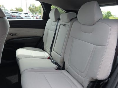 2026 Hyundai TUCSON SE FWD