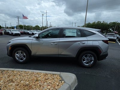 2026 Hyundai TUCSON SE FWD