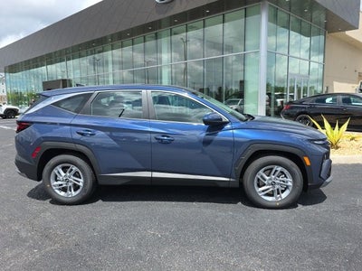 2026 Hyundai TUCSON SE FWD