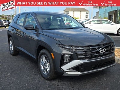 2026 Hyundai TUCSON SE FWD