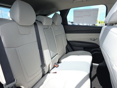 2026 Hyundai TUCSON SE FWD