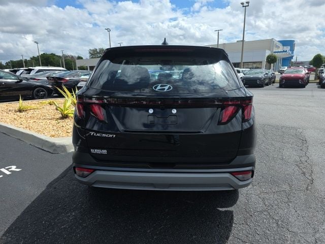 2026 Hyundai TUCSON SE FWD