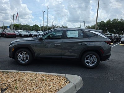 2026 Hyundai TUCSON SE FWD