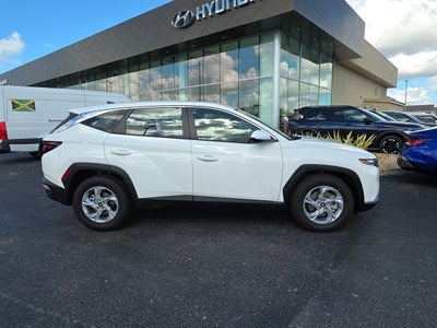 2024 Hyundai TUCSON SE
