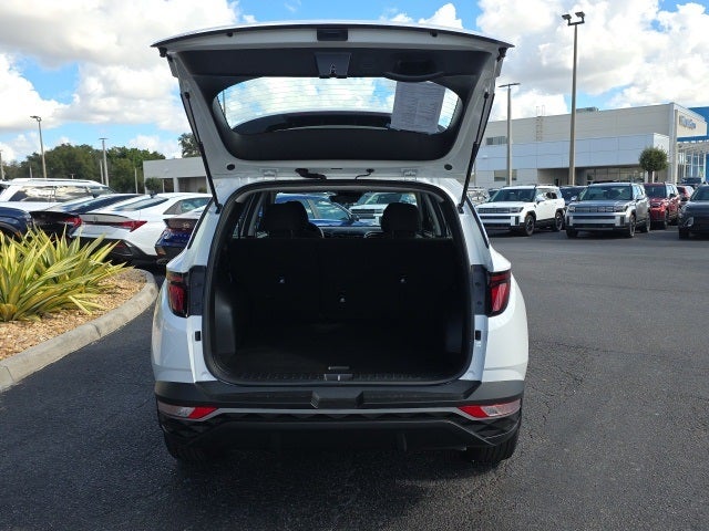 2024 Hyundai TUCSON SE