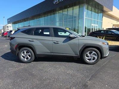 2024 Hyundai TUCSON SE