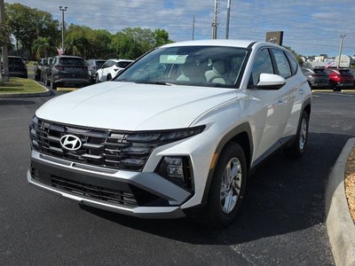 2026 Hyundai TUCSON SE FWD