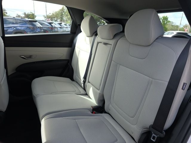 2026 Hyundai TUCSON SE FWD