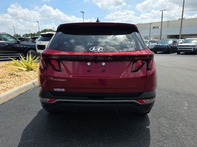 2024 Hyundai TUCSON SE