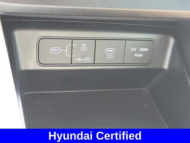 2025 Hyundai TUCSON SE