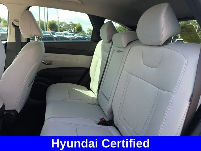 2025 Hyundai TUCSON SE