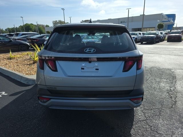 2026 Hyundai TUCSON SE FWD
