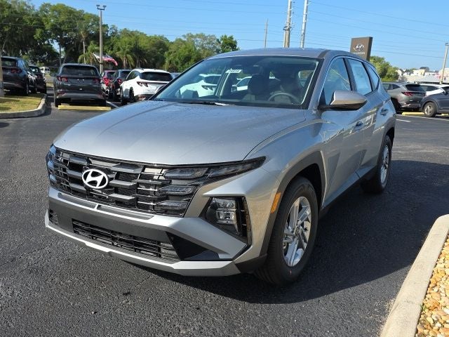2026 Hyundai TUCSON SE FWD