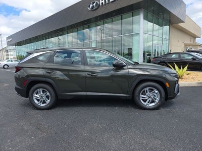 2026 Hyundai TUCSON SE FWD