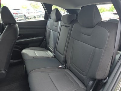 2026 Hyundai TUCSON SE FWD