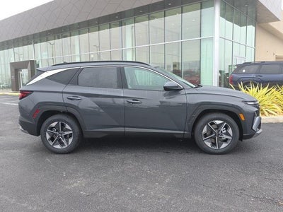 2026 Hyundai TUCSON SEL FWD