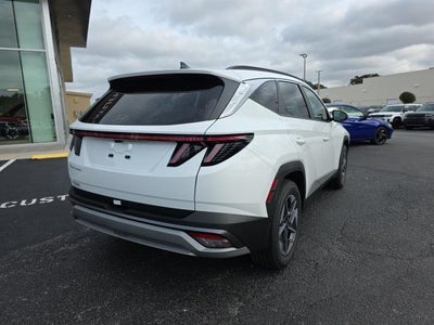 2026 Hyundai TUCSON SEL Premium FWD