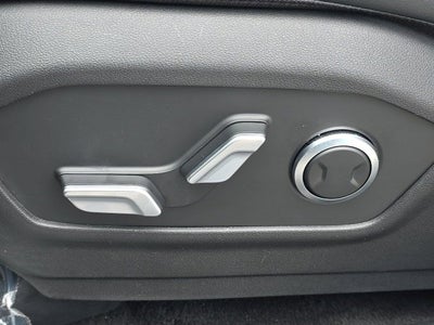 2025 Hyundai SANTA FE HYBRID SEL