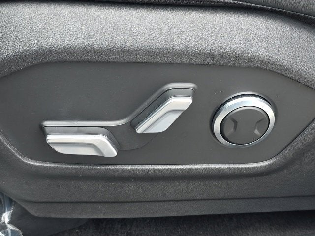 2025 Hyundai SANTA FE HYBRID SEL