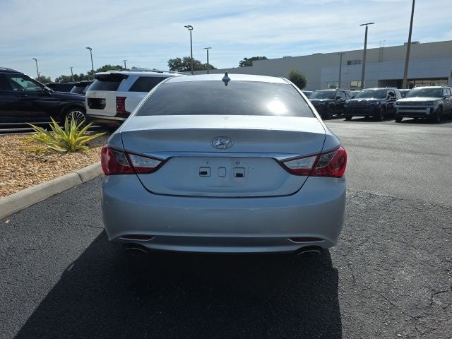 2011 Hyundai SONATA SE