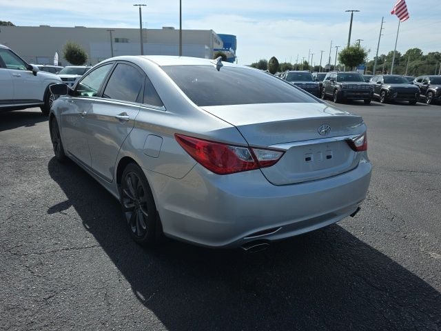 2011 Hyundai SONATA SE