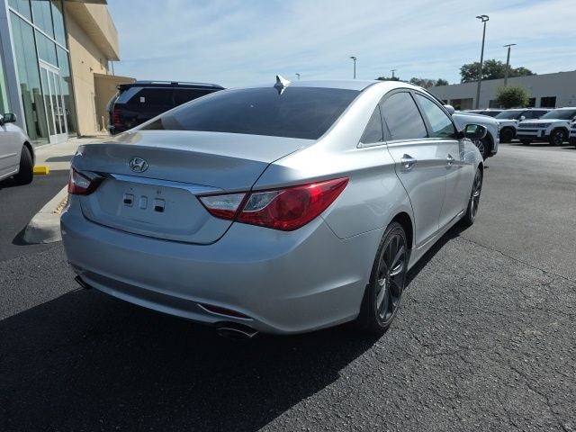 2011 Hyundai SONATA SE