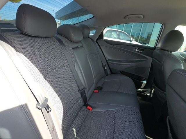 2011 Hyundai SONATA SE
