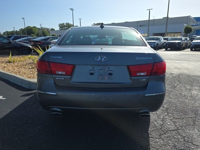 2010 Hyundai SONATA Limited