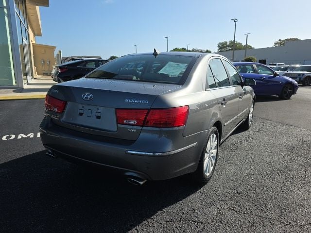 2010 Hyundai SONATA Limited