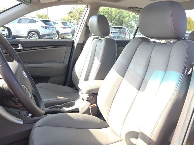 2010 Hyundai SONATA Limited