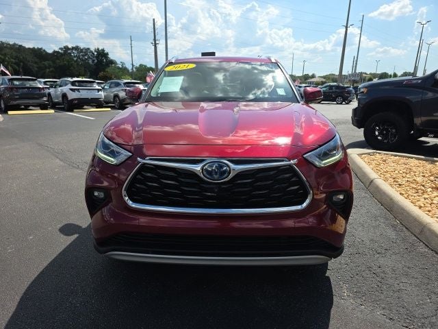 2021 Toyota Highlander Hybrid Platinum