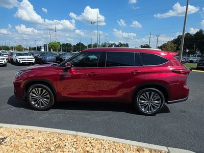 2021 Toyota Highlander Hybrid Platinum