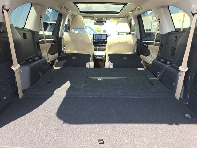 2021 Toyota Highlander Hybrid Platinum
