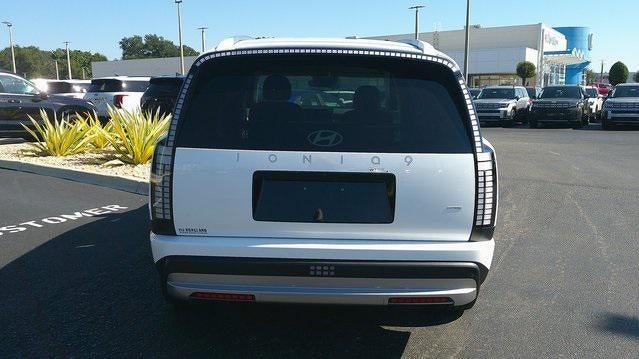 2026 Hyundai IONIQ 9 SE AWD